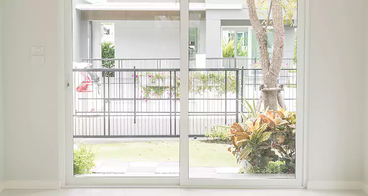 Balcony Screen Door Repair in Fairfield, CA
