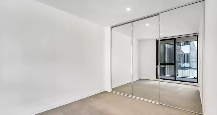 Why Homeowners Choose Us for Sliding Mirror Door Replacement in Fairfield, CA