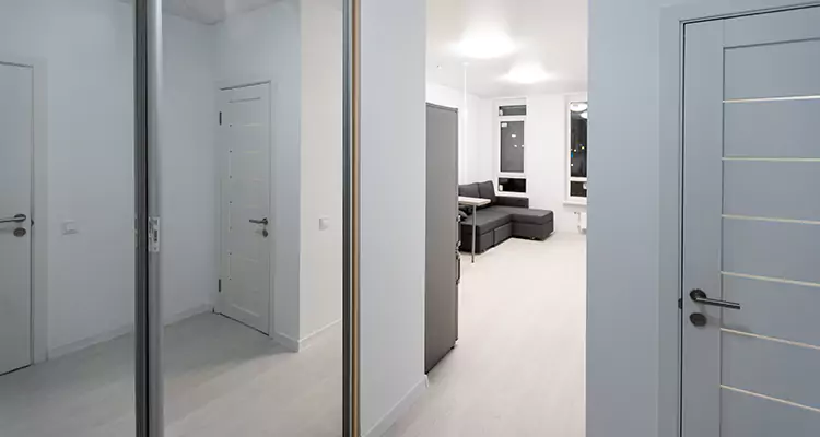 Modern Mirrored Closet Doors Repair in Fairfield, CA